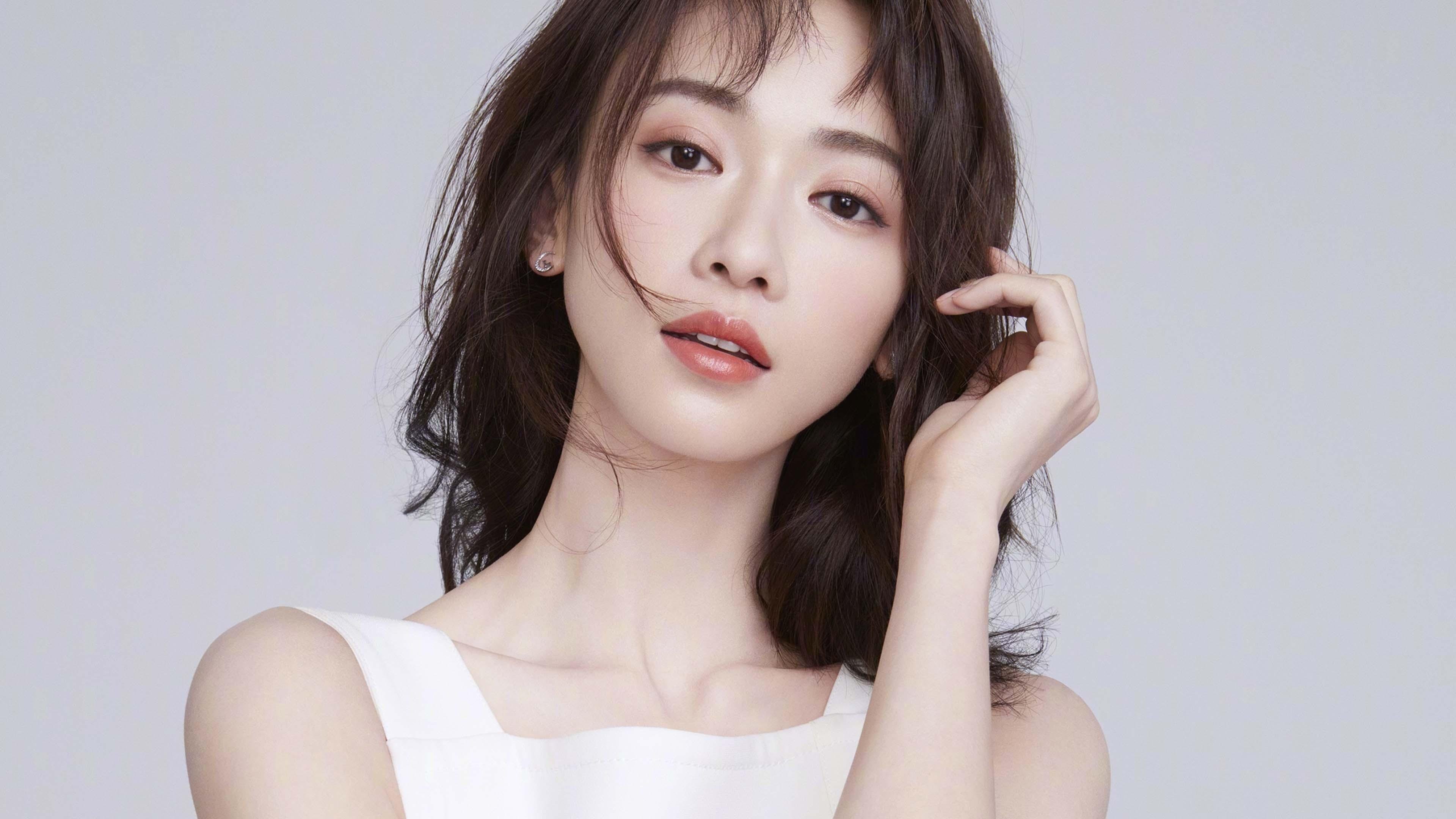 主队球员在比赛中频频获得进球机会，持球队员有进攻3秒吗